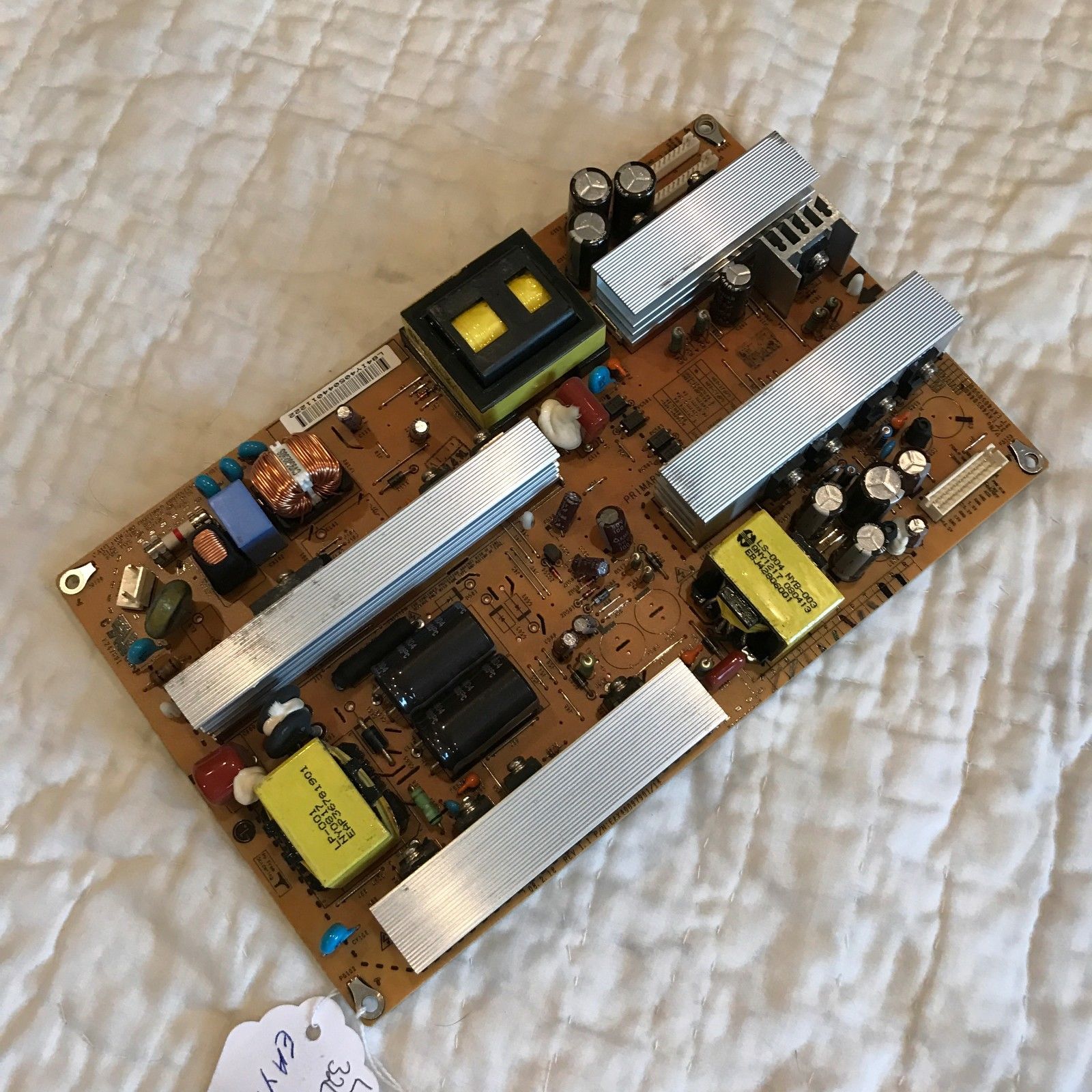 LG Netzteilplatine EAY40504401 für 32LG30-UD.AUSQLJM getestet